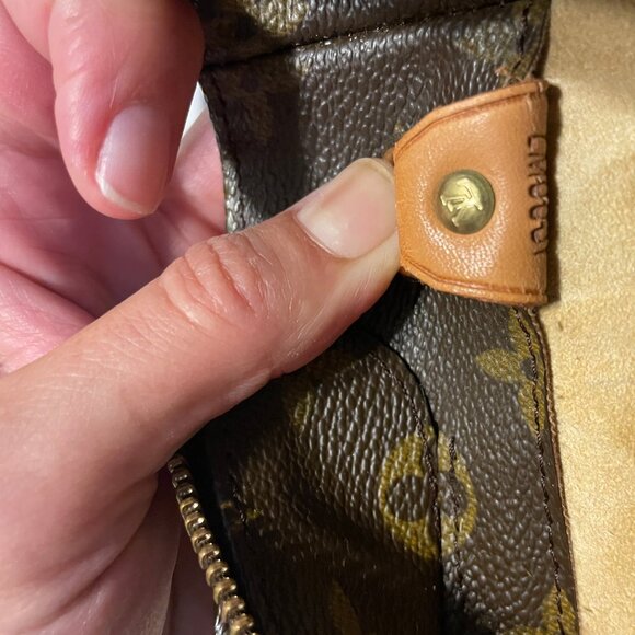 [SOLD] Louis Vuitton Luco Monogram Tote - Picture 10 of 15